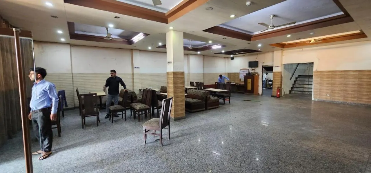 Hotel Jageer Palace Bawana Delhi  Pensionat Delhi (National Capital Territory of India)