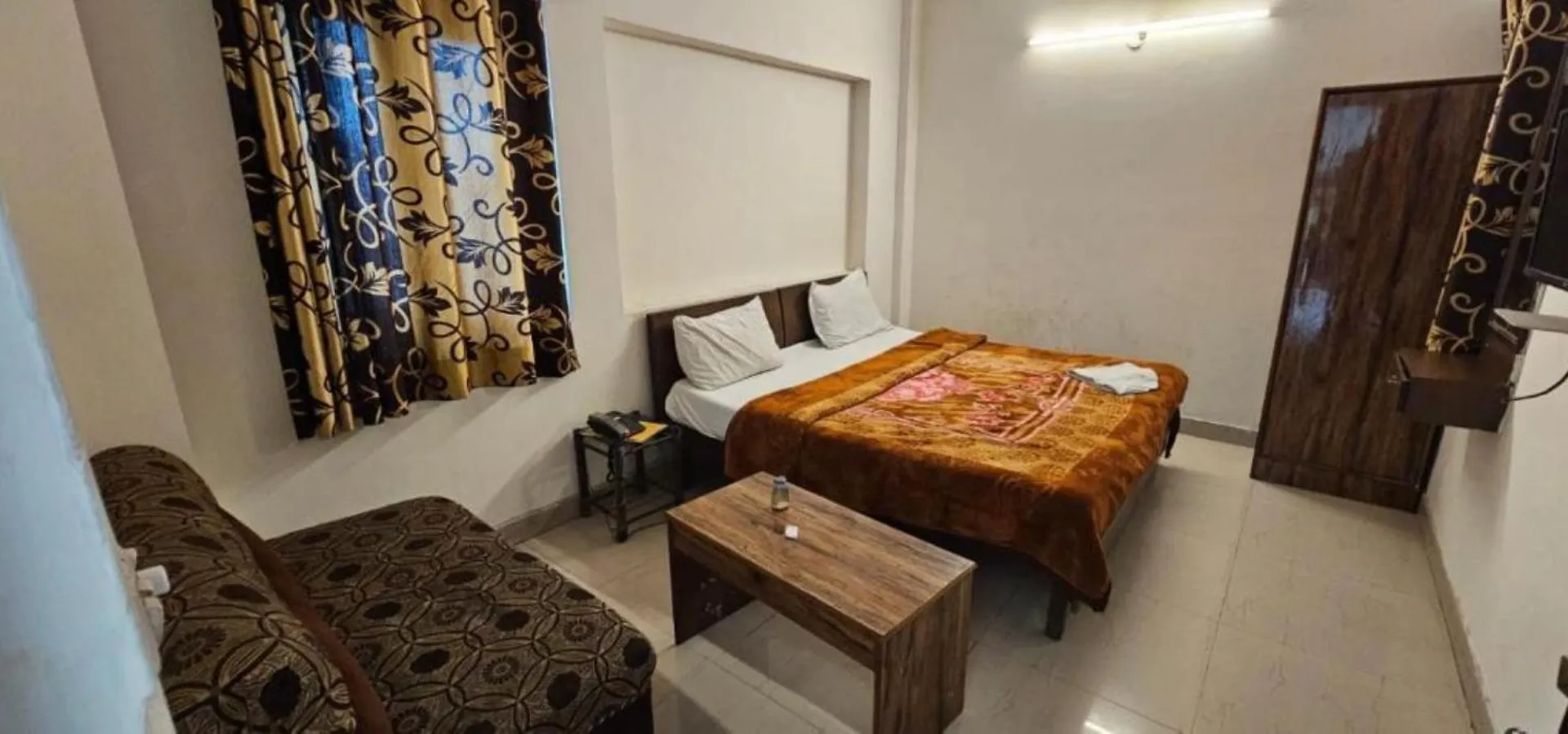 Hotel Jageer Palace Bawana Delhi
