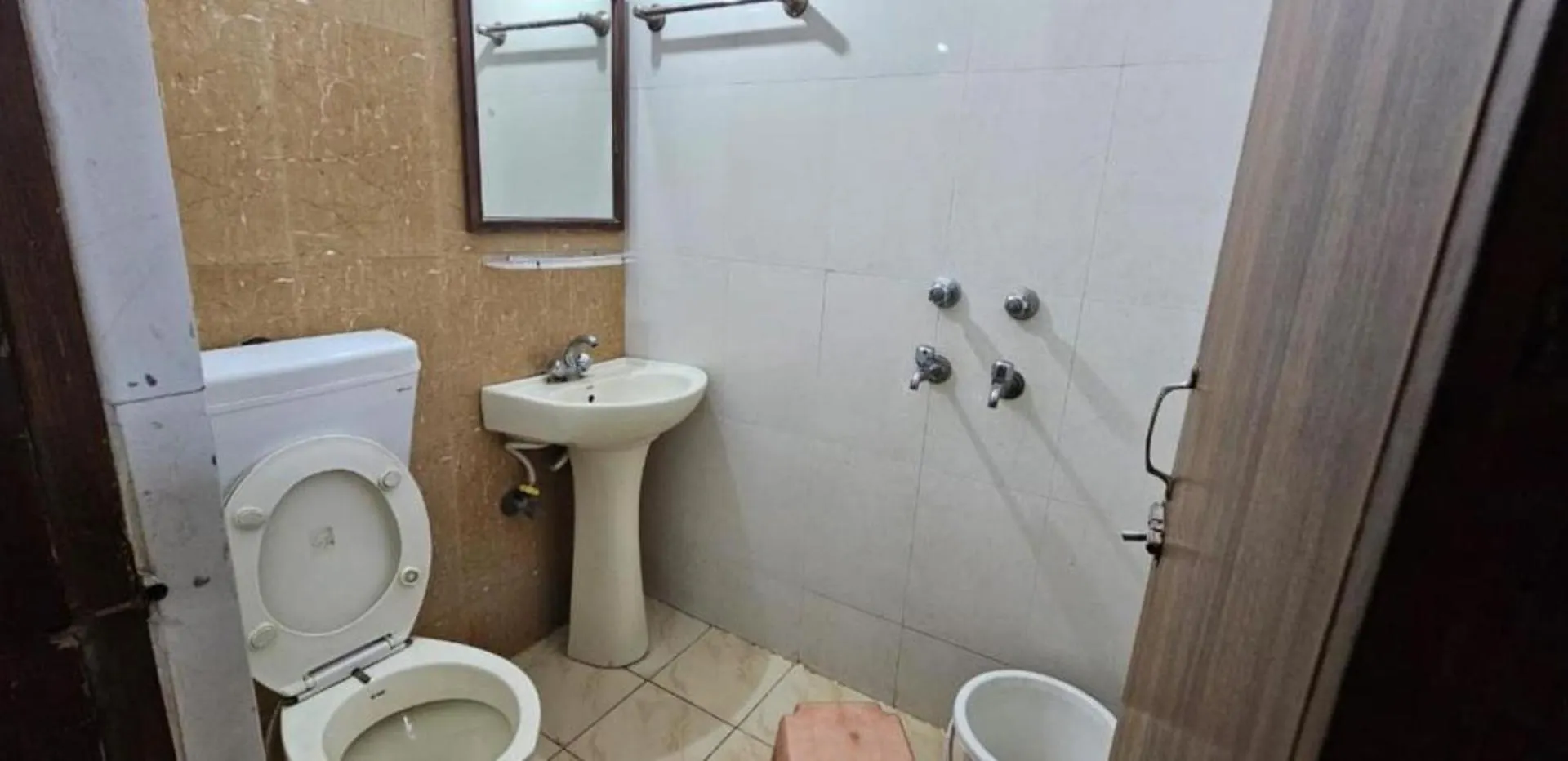 Hotel Jageer Palace Bawana Delhi  Indien